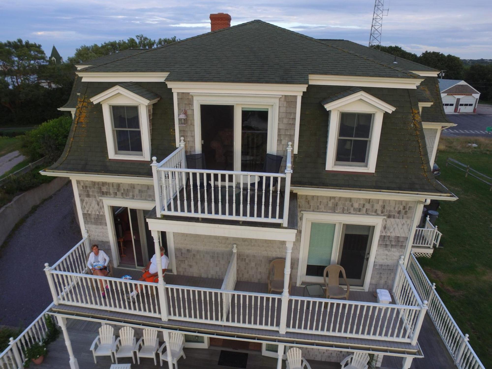 Payne'S Harbor View Inn Нью-Шорхэм Экстерьер фото