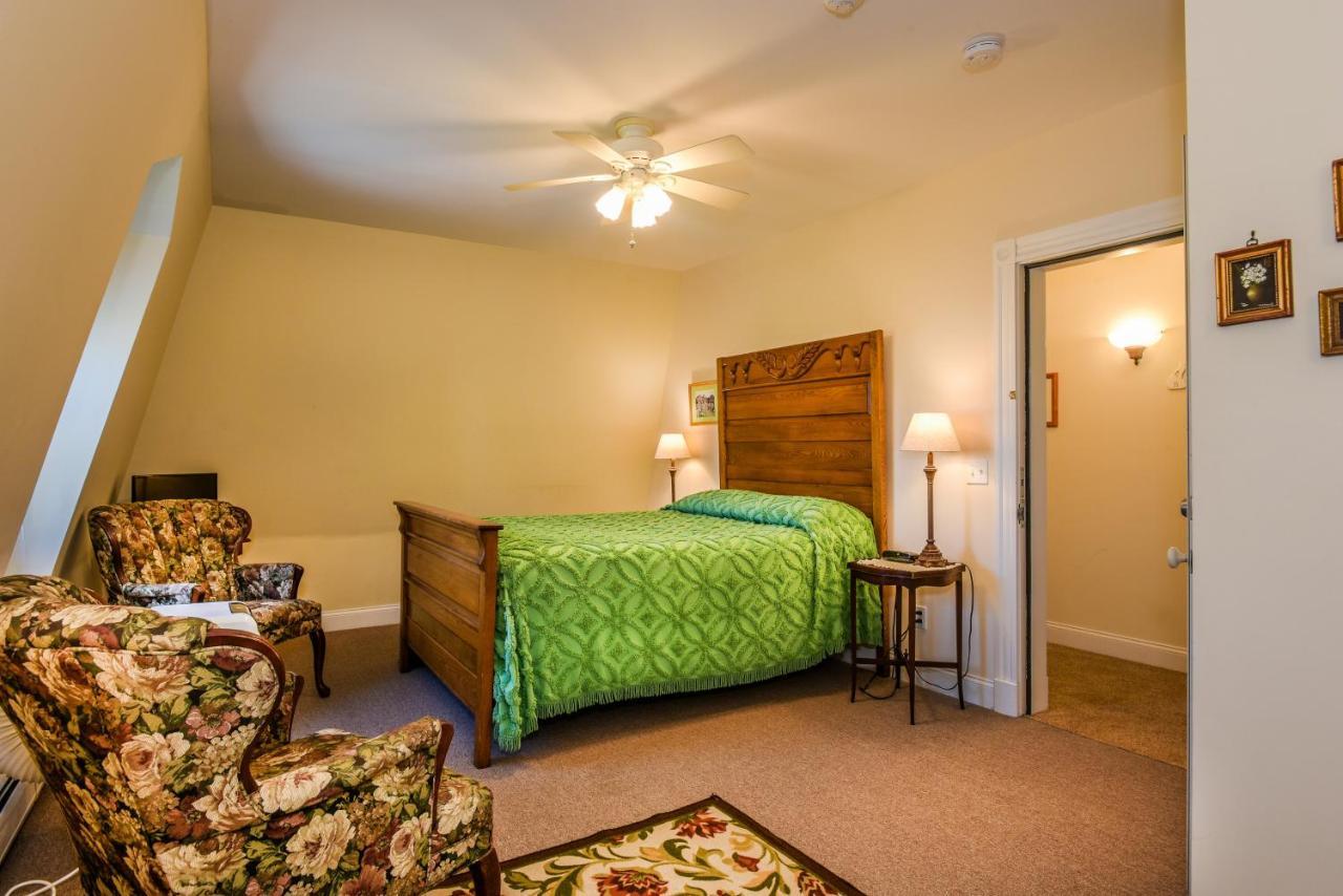 Payne'S Harbor View Inn Нью-Шорхэм Экстерьер фото