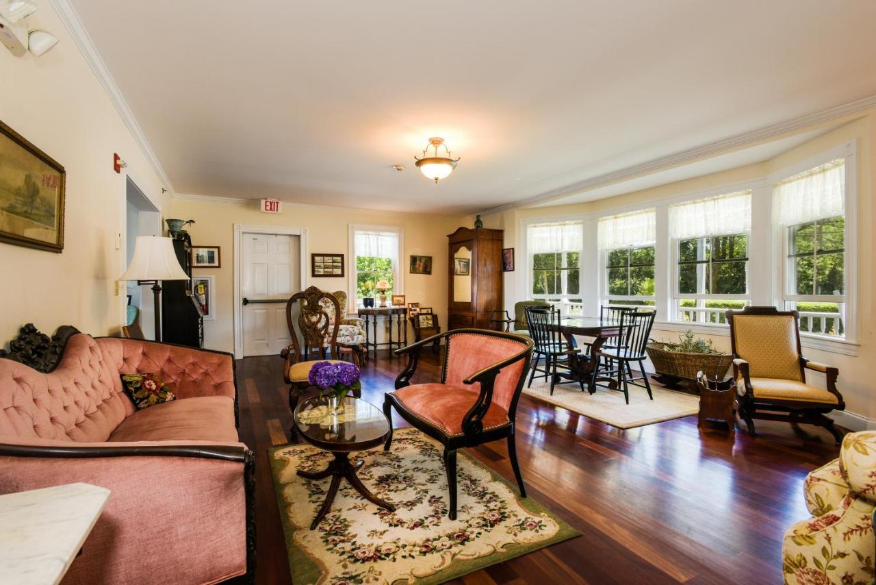 Payne'S Harbor View Inn Нью-Шорхэм Экстерьер фото